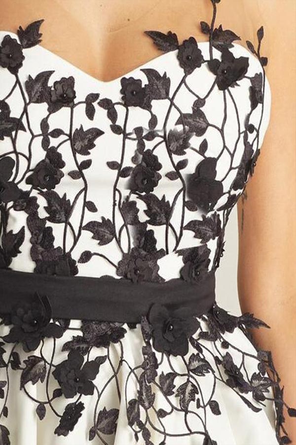 Chic White Tulle V Back Short Homecoming Dress With Appliques