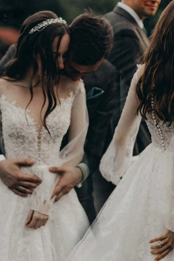 Stunning A-line Long Sleeves Lace Wedding Dress With Tulle
