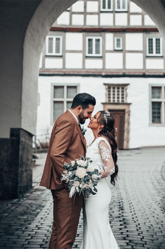 V-Neck Long Sleeve Lace Mermaid Wedding Dress