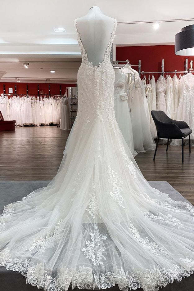 White Open Back Long Mermaid Wedding Dress with Tulle Lace