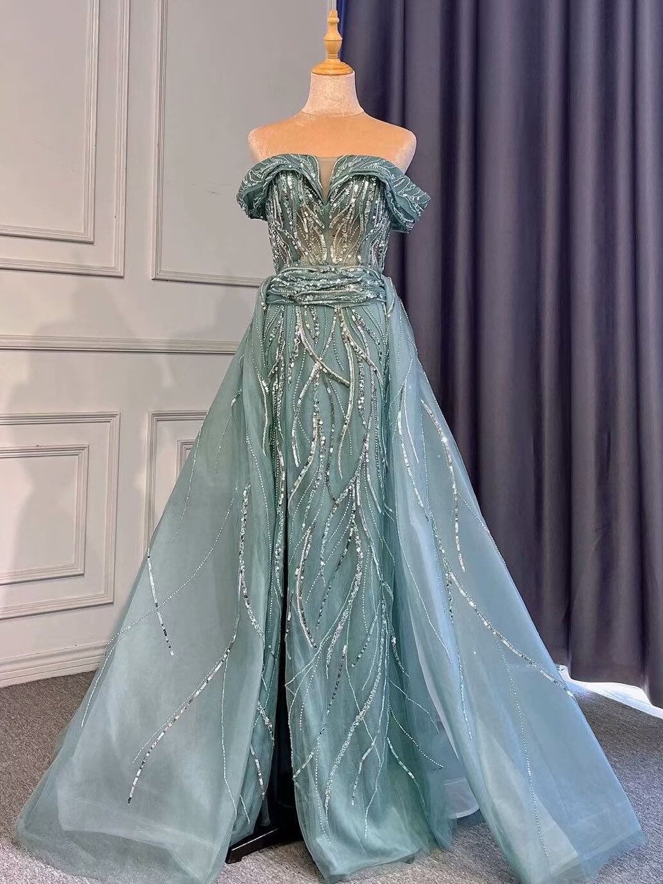 Stunning Sky Blue Off-the-Shoulder Backless A-Line Evening Dress with Split
