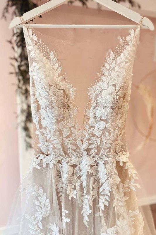 Sleeveless Long A-Line Lace Wedding Dress with Tulle Appliques