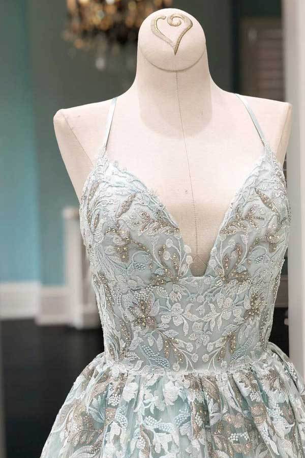 Fablous Ball Gown V Neck Spaghetti Straps Long Prom Dress With Appliques
