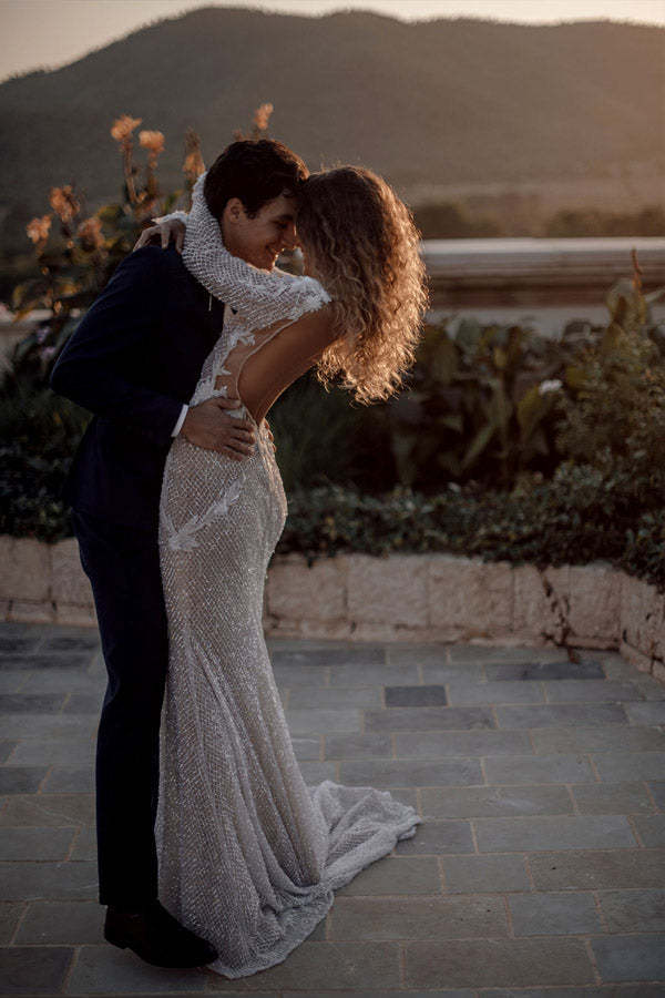 Fabulous Long Sleeve Illusion Neckline Backless Wedding Dress WW283