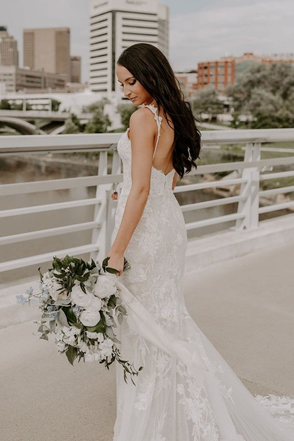 Elegant V-Neck Spaghetti Strap Backless Long Mermaid Wedding Dress with Lace