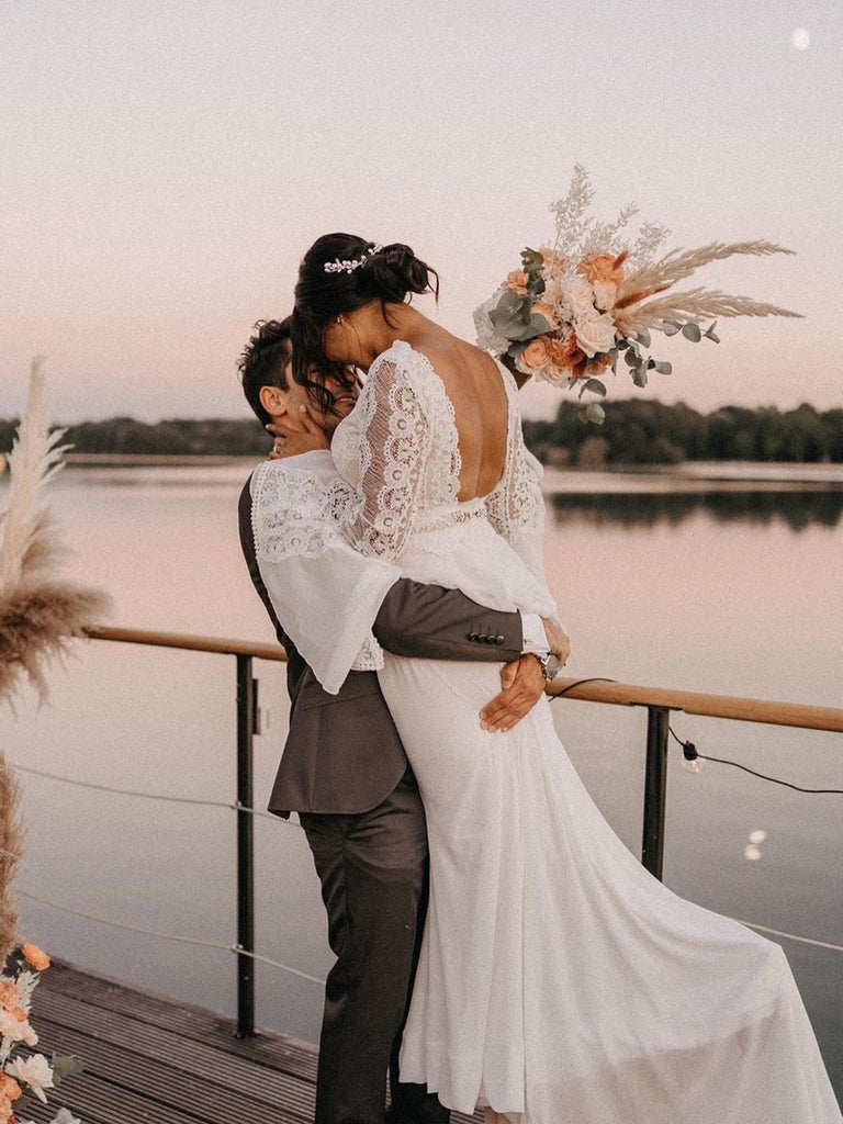 Ivory V Neck Long Sleeve Chiffon Lace Wedding Dress