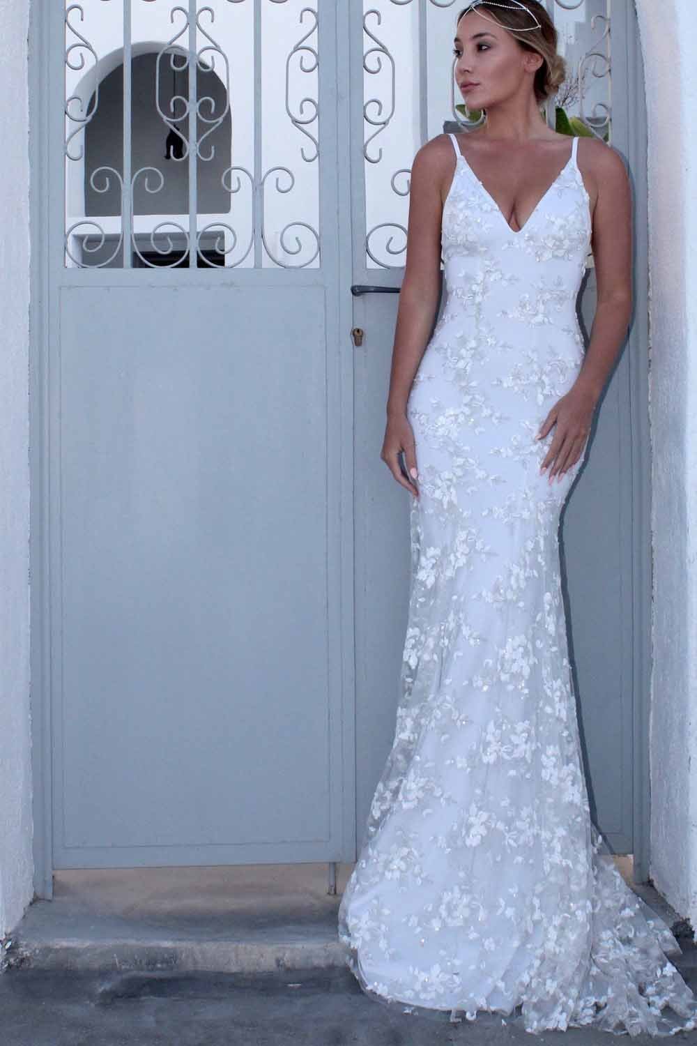 Mermaid Beach Wedding Dress Tight Floral Wedding Dresses With Lace Appliques