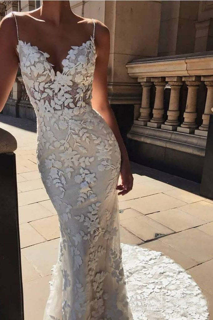 Mermaid Spaghetti Straps Lace Appliques Wedding Dress