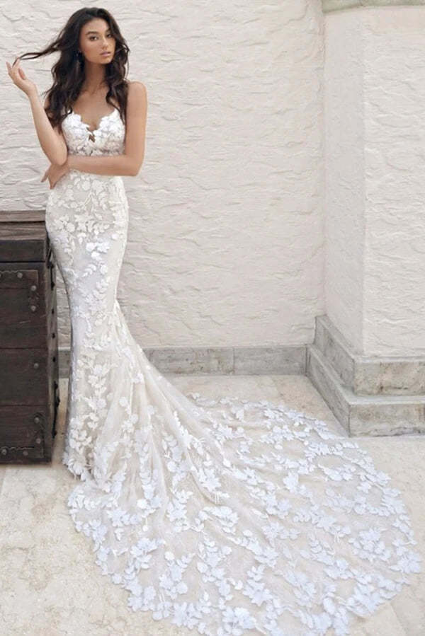 Mermaid Spaghetti Straps Lace Appliques Wedding Dress