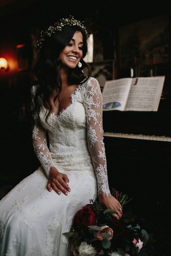 Mermaid V Neck Wedding Dress