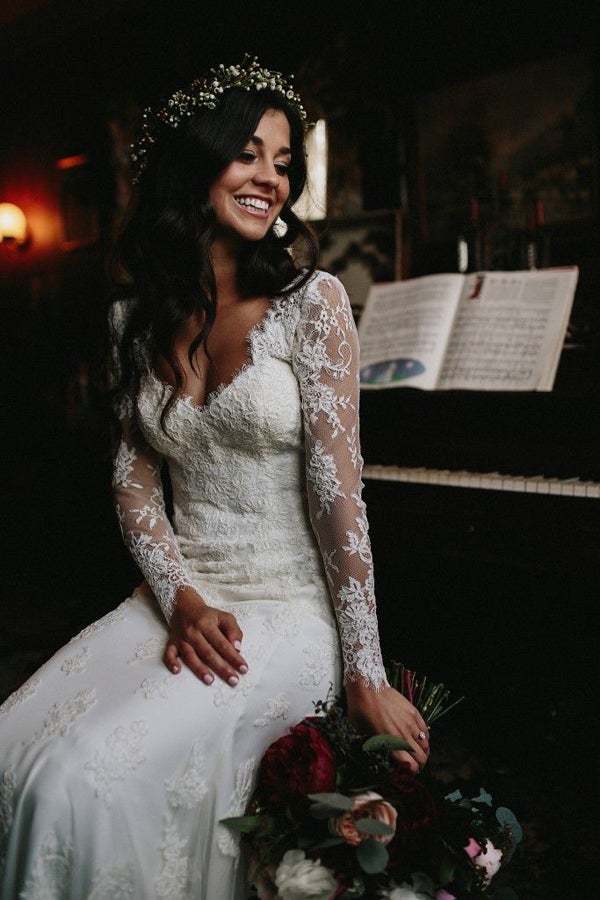 Mermaid V Neck Wedding Dress