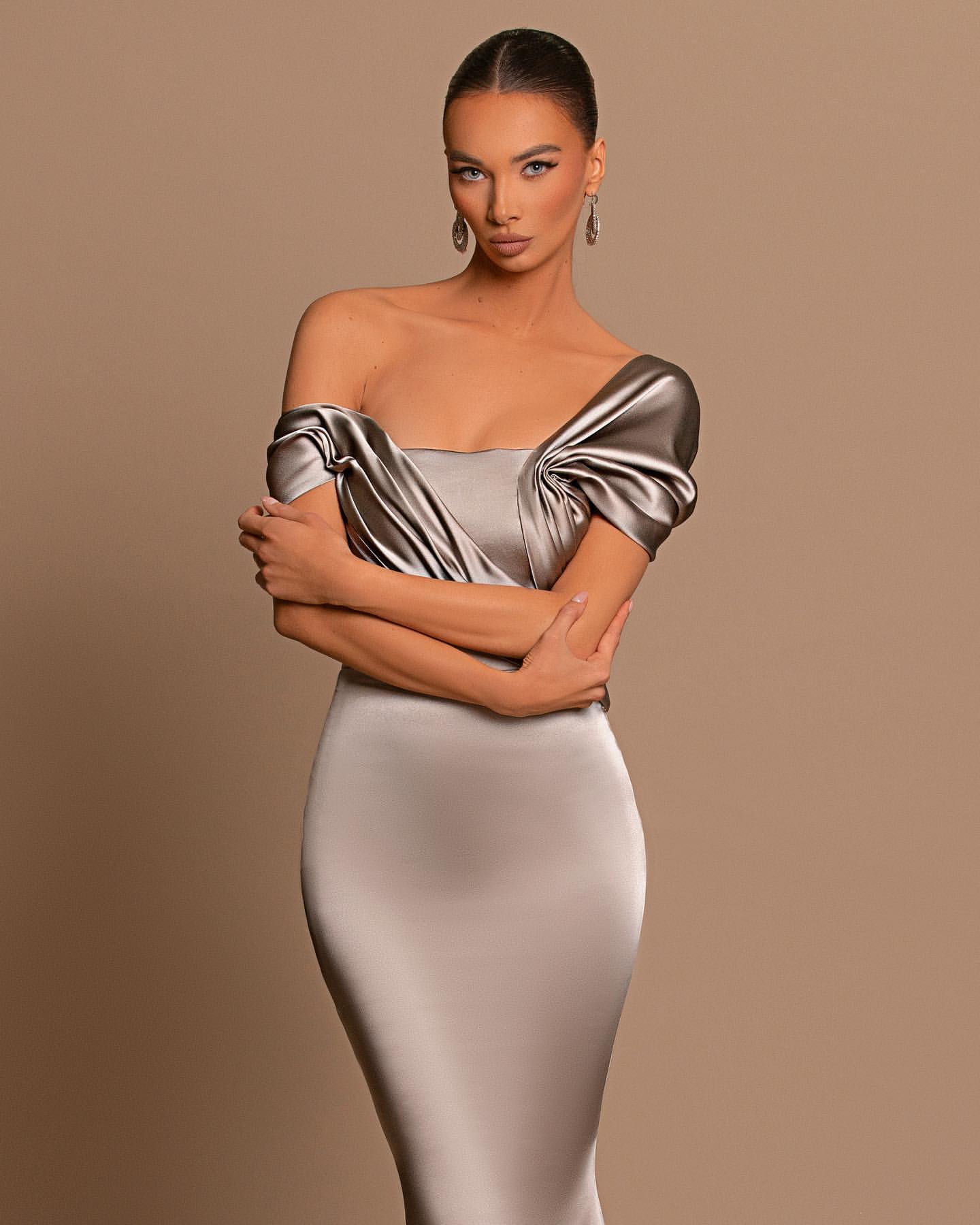 Grey Off-The-Shoulder Evening Dress Bateau Pleated Ball Gown