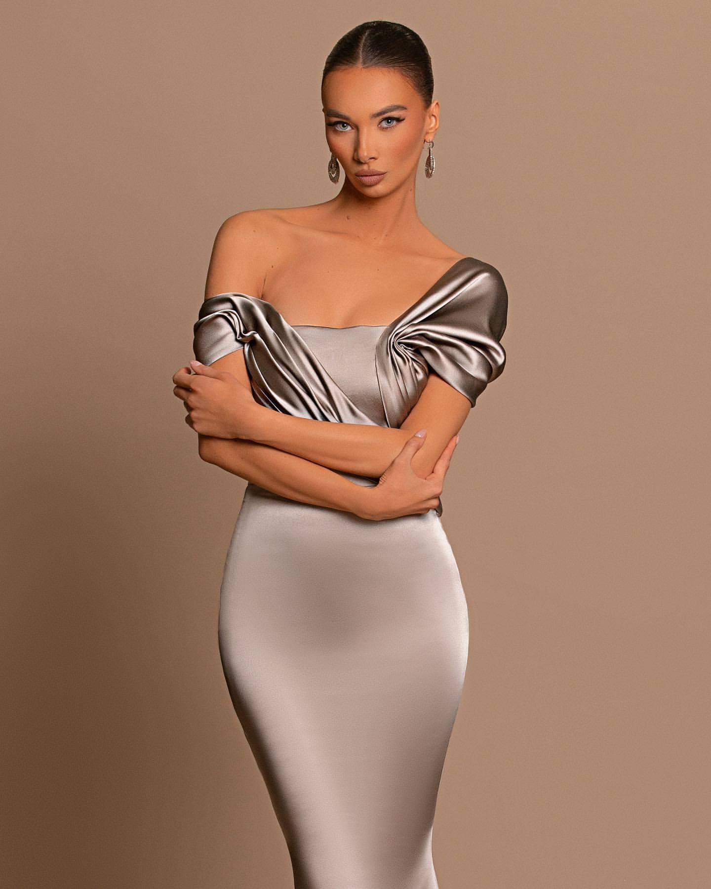 Grey Off-The-Shoulder Evening Dress Bateau Pleated Ball Gown