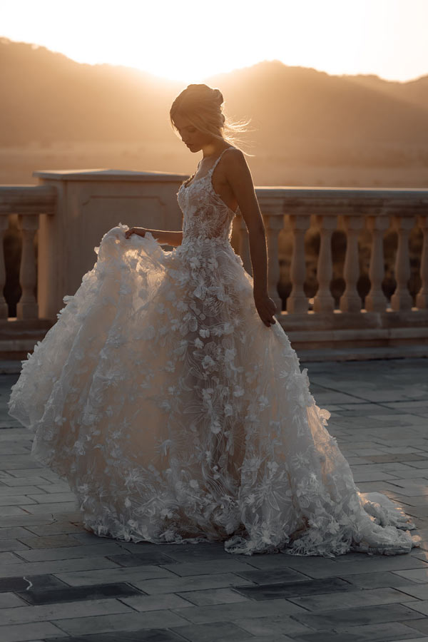 Romantic A Line Lace Flowers Ivory Wedding Dress WW276