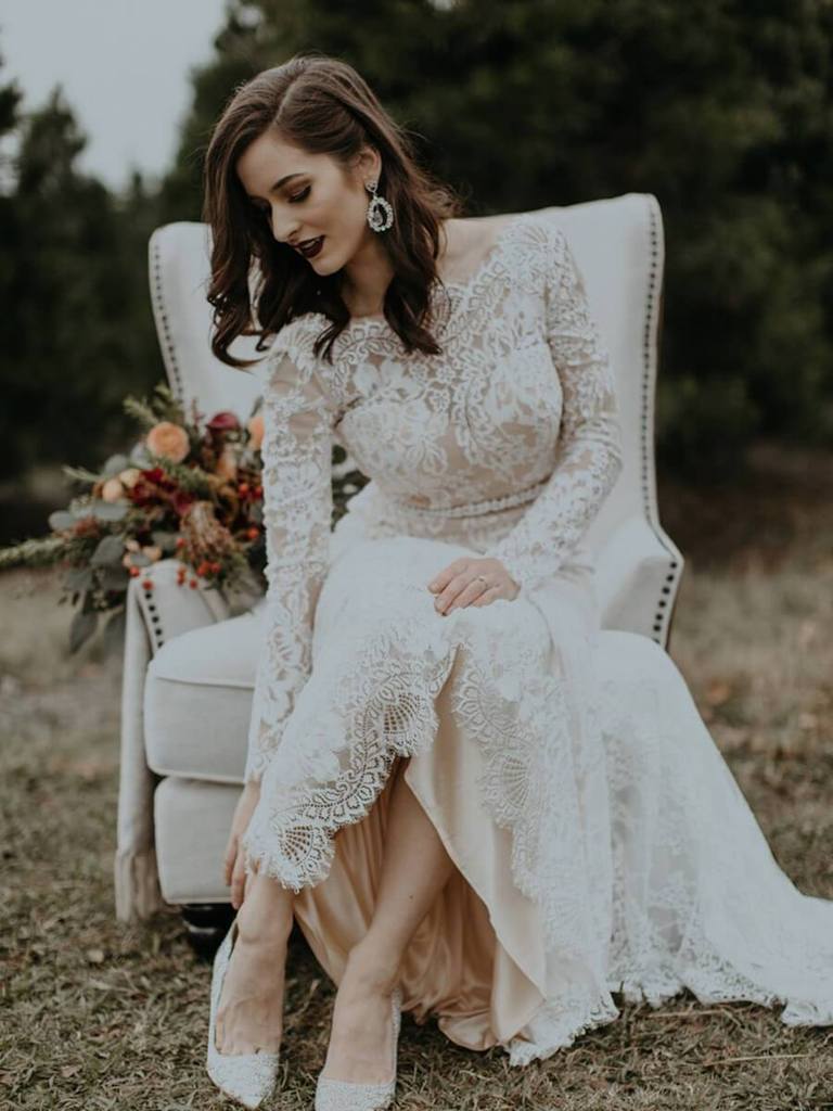 Vintage Mermaid Long Sleeve Lace Wedding Dress Rustic Bridal Dress