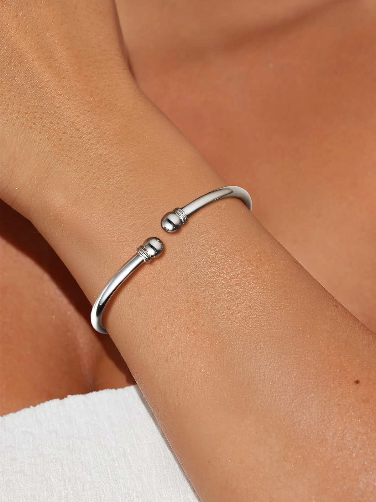 Open Adjustable Bangle Cuff Polished Bracelet in Platinum Plated