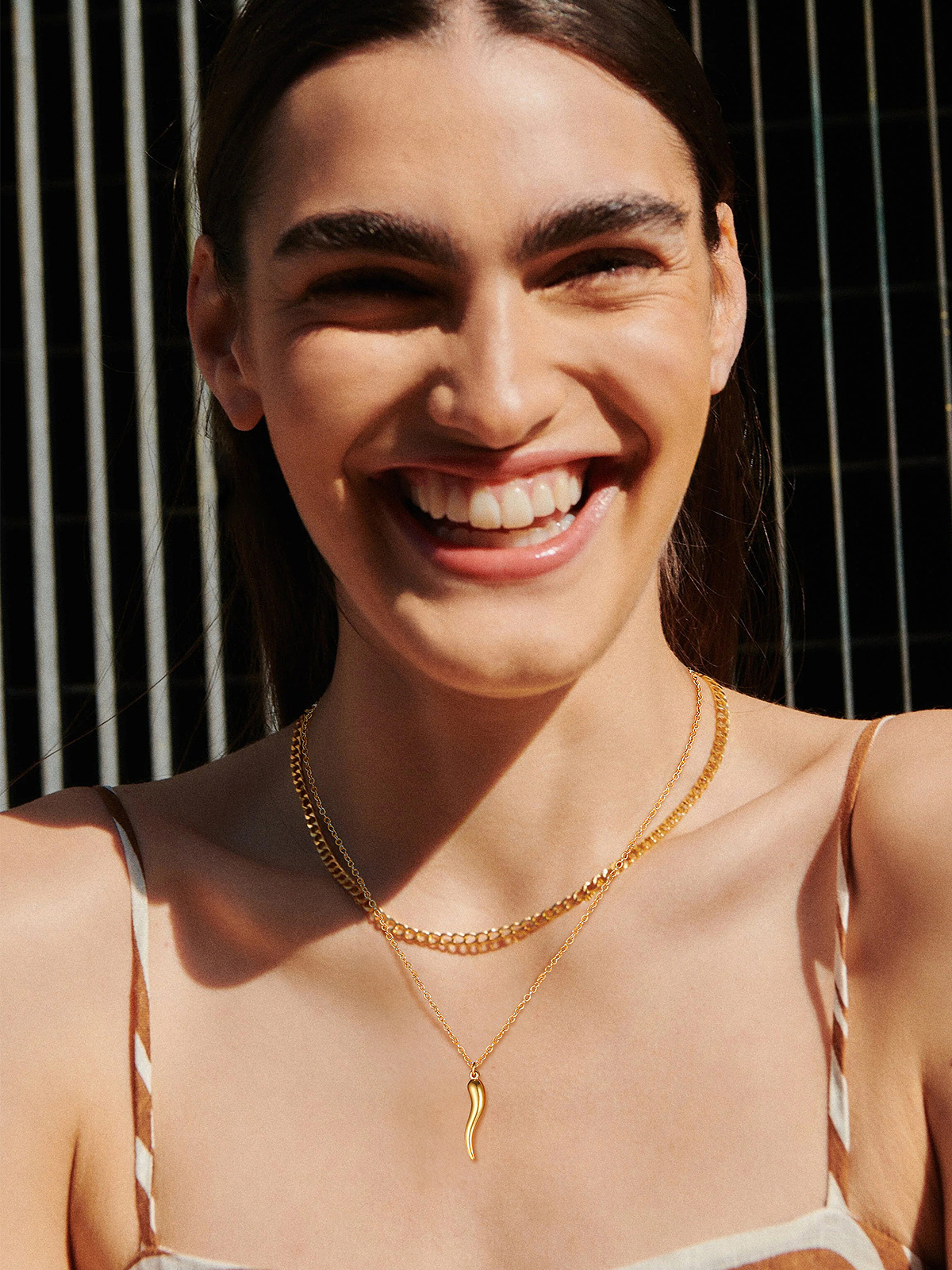 Cornicello Necklace Italian Horn Pendant in 18K Gold