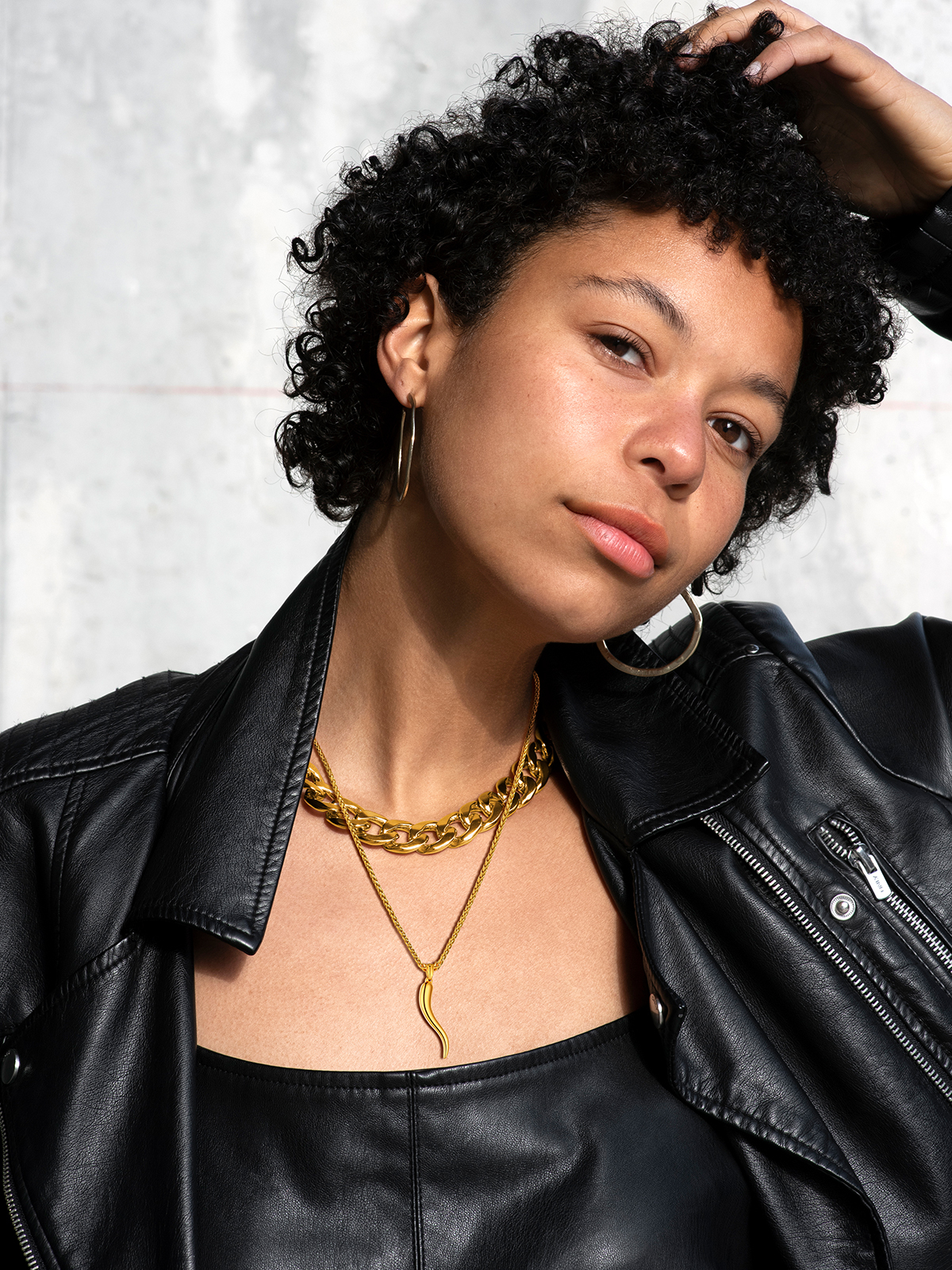 Italian Horn Pendant Cornicello Necklace in 18K Gold