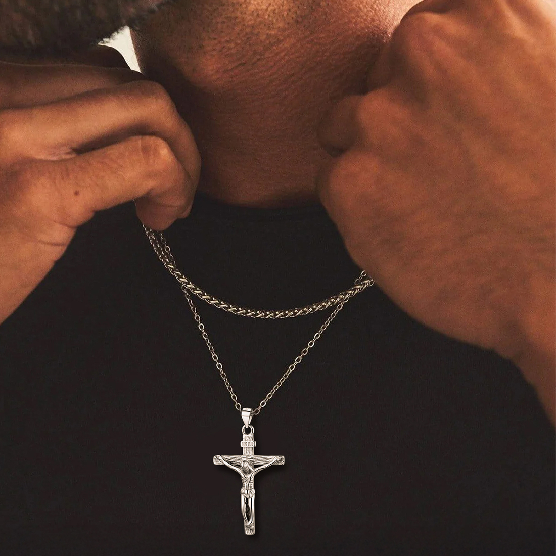 Crucifix Cross Pendant Jesus Christ Necklace for Men-01