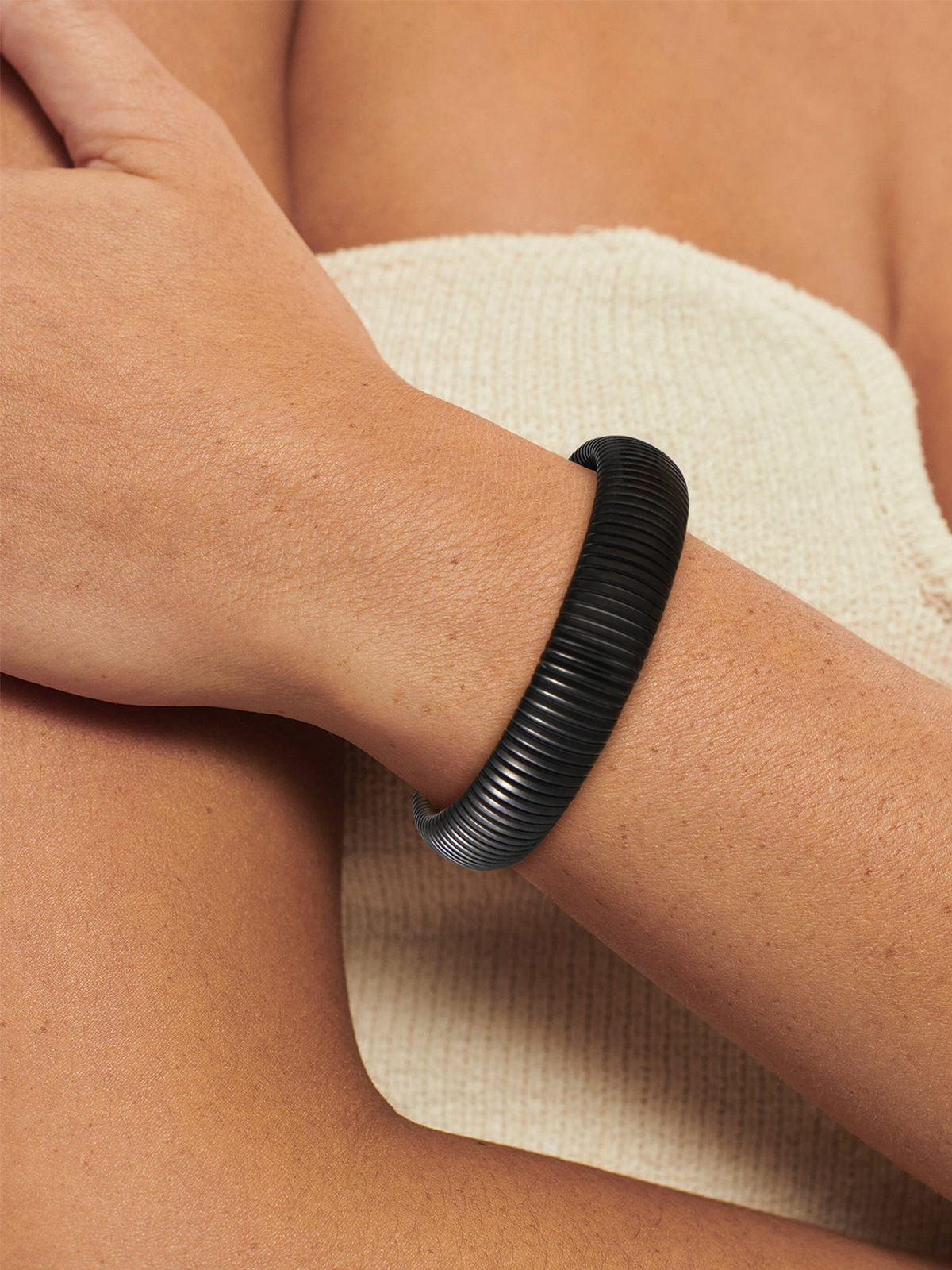 Chunky Stretch Bangle Bracelet in Black Plated