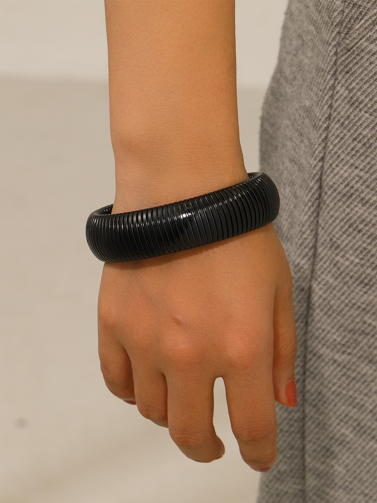 Chunky Stretch Bangle Bracelet in Black Plated