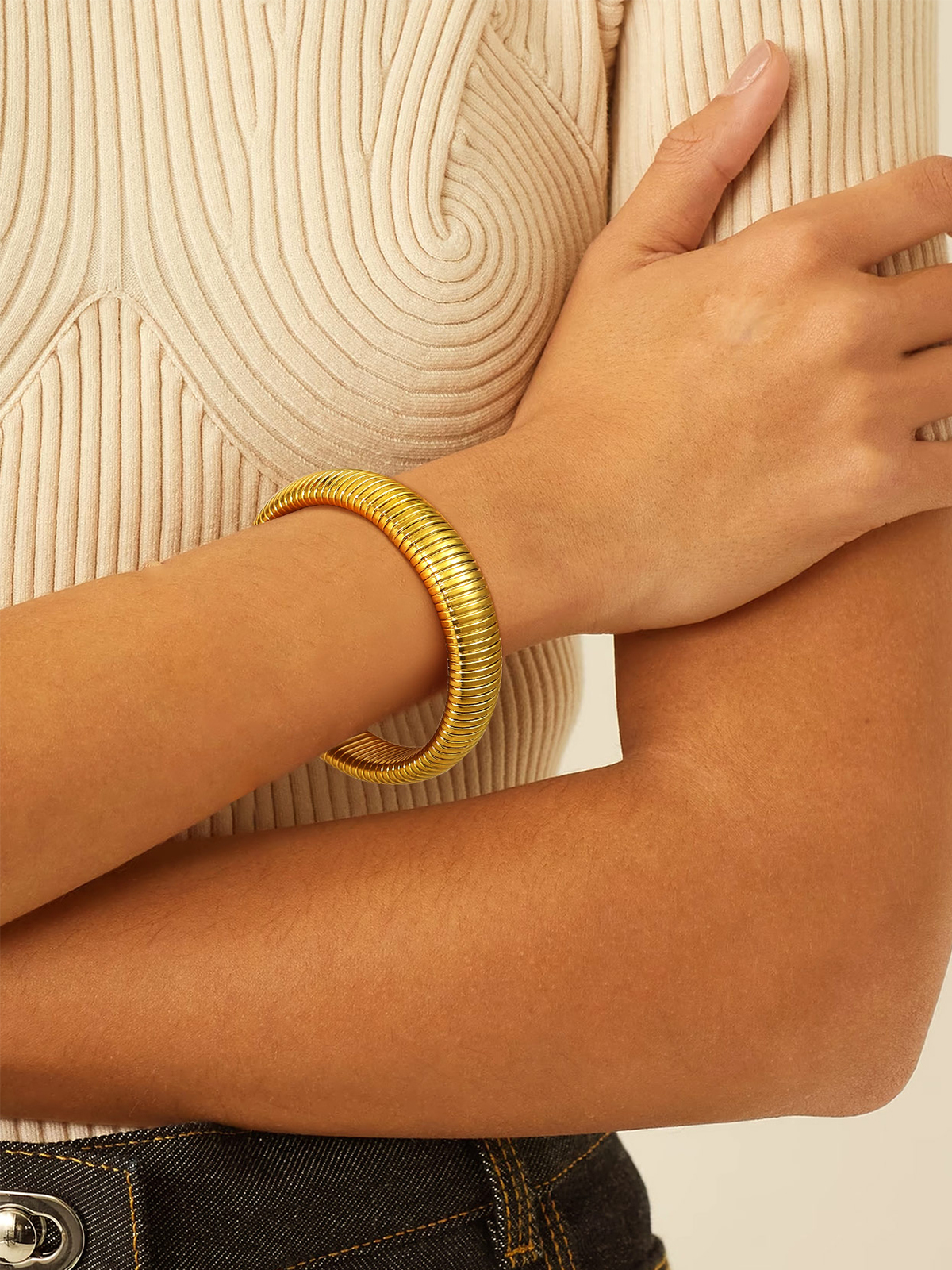 Chunky Stretch Bangle Bracelet in 18K Gold Plated