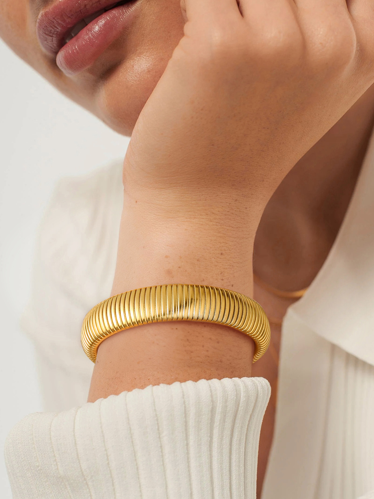 Chunky Stretch Bangle Bracelet in 18K Gold Plated