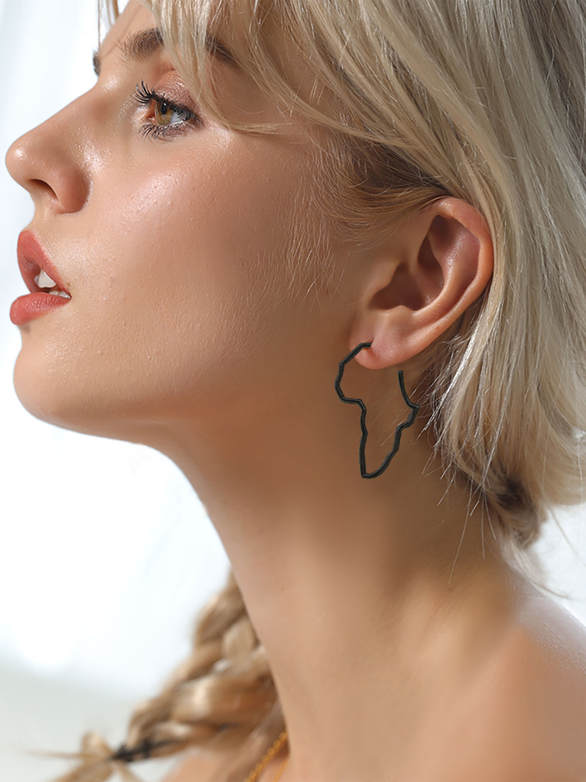45mm African Outline Earrings Dangle Earrings in Black