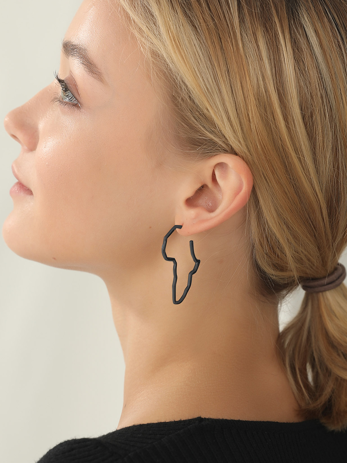 45mm African Outline Earrings Dangle Earrings in Black