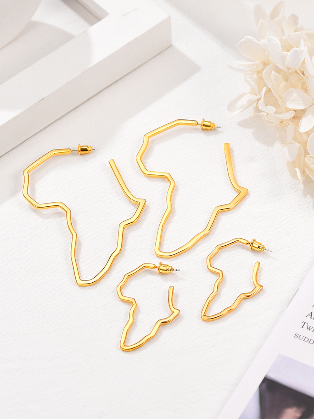 45mm African Outline Earrings Dangle Earrings in 14K Gold
