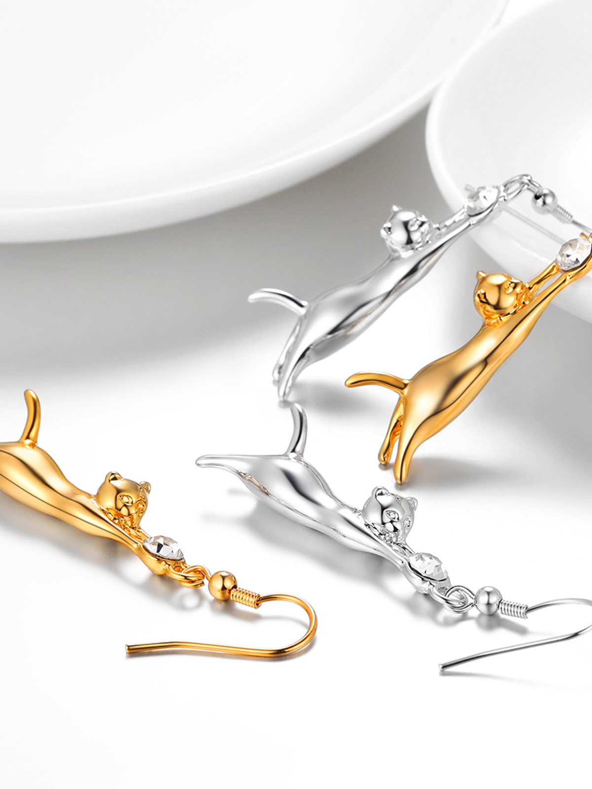 Cute Cat Dangle Drop Earrings With Rhinestone in Platinum