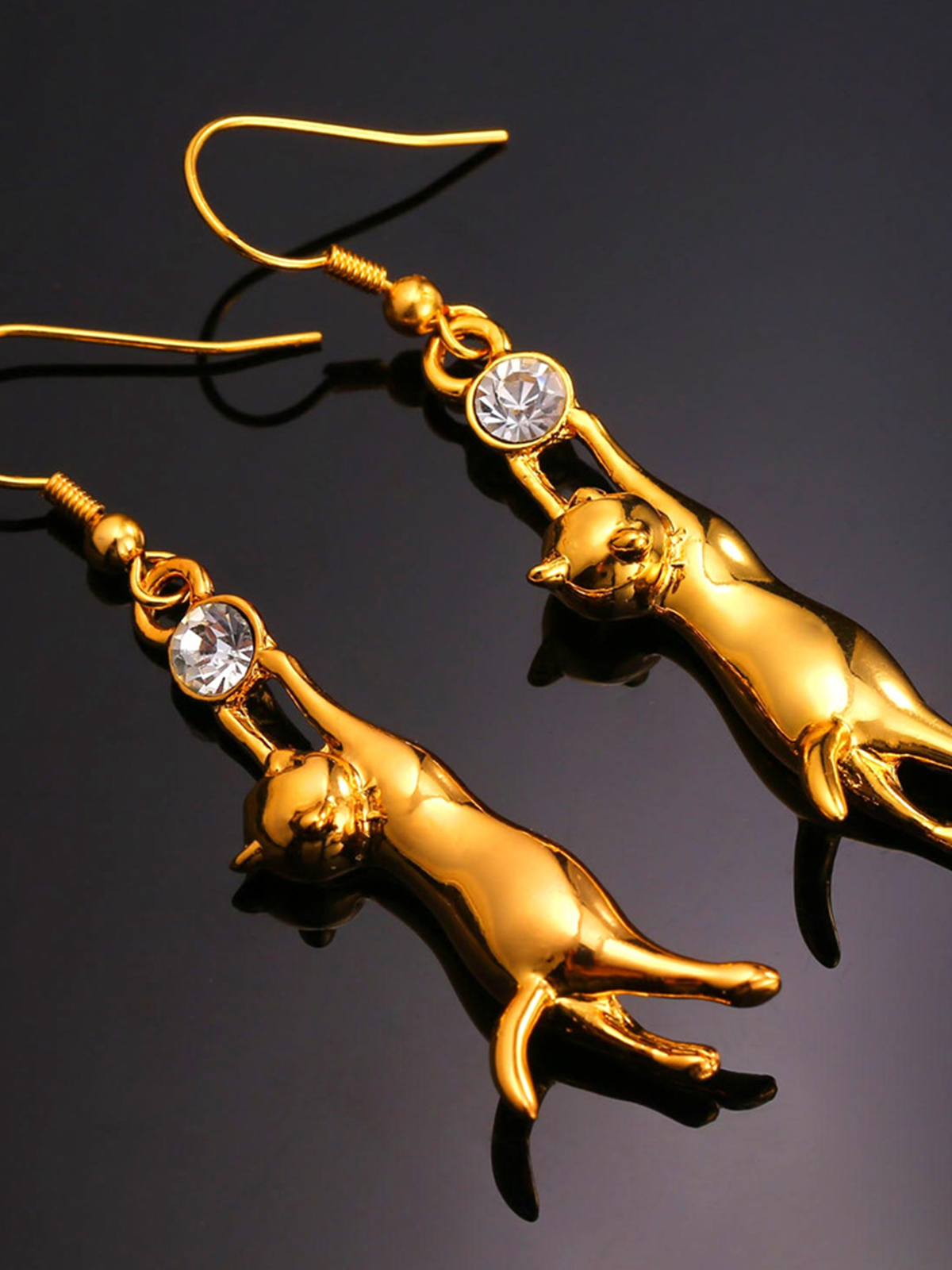 Cute Cat Dangle Drop Earrings With Rhinestone in 18K Gold