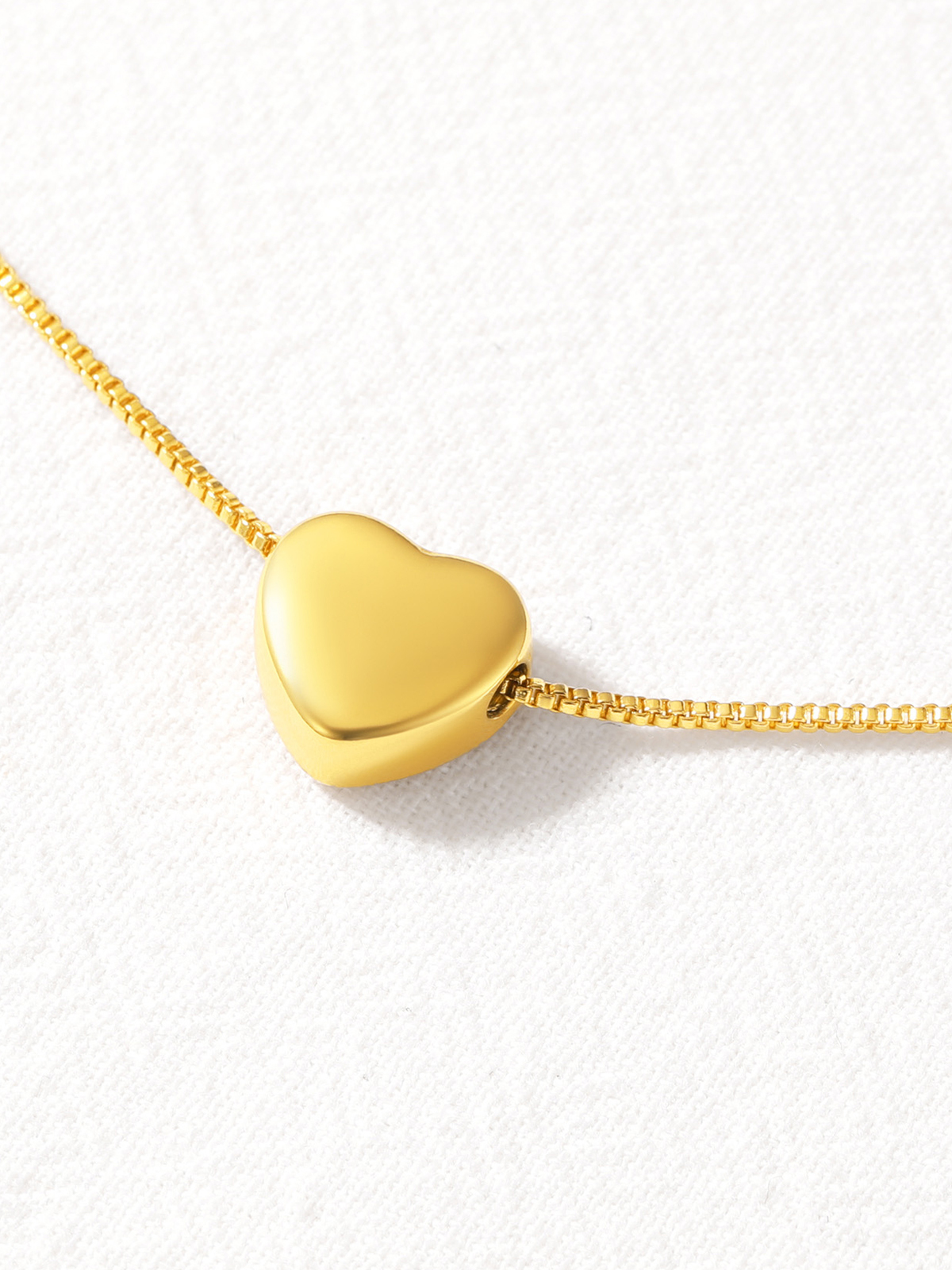 1.1mm Tiny Heart Box Chain Anklet in 18K Gold