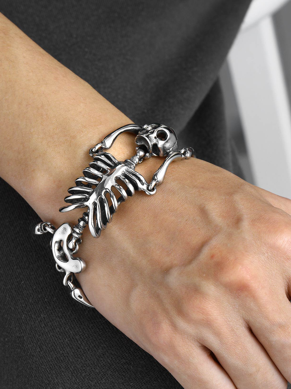 35mm Chunky Gothic Skull Bracelet in Stainless