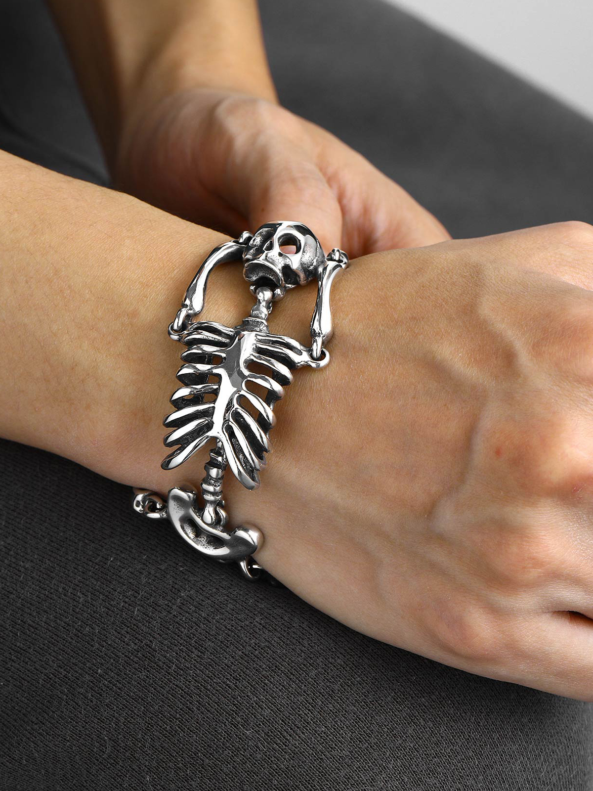 35mm Chunky Gothic Skull Bracelet in Stainless