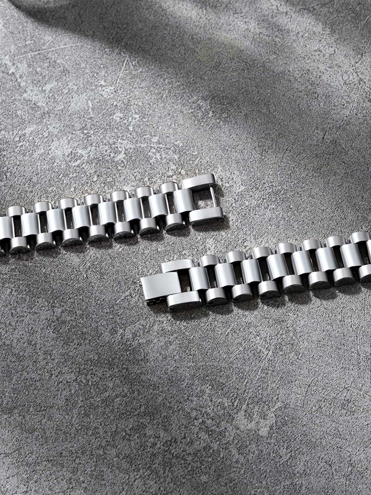 15mm Chunky Watchband Link Chain Bracelet in Stainless