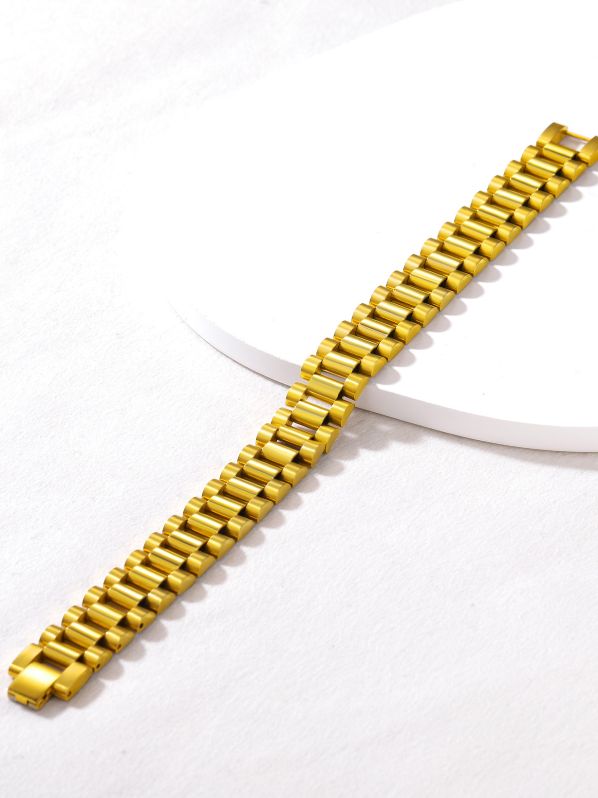 15mm Chunky Watchband Link Chain Bracelet in 18K Gold Plated