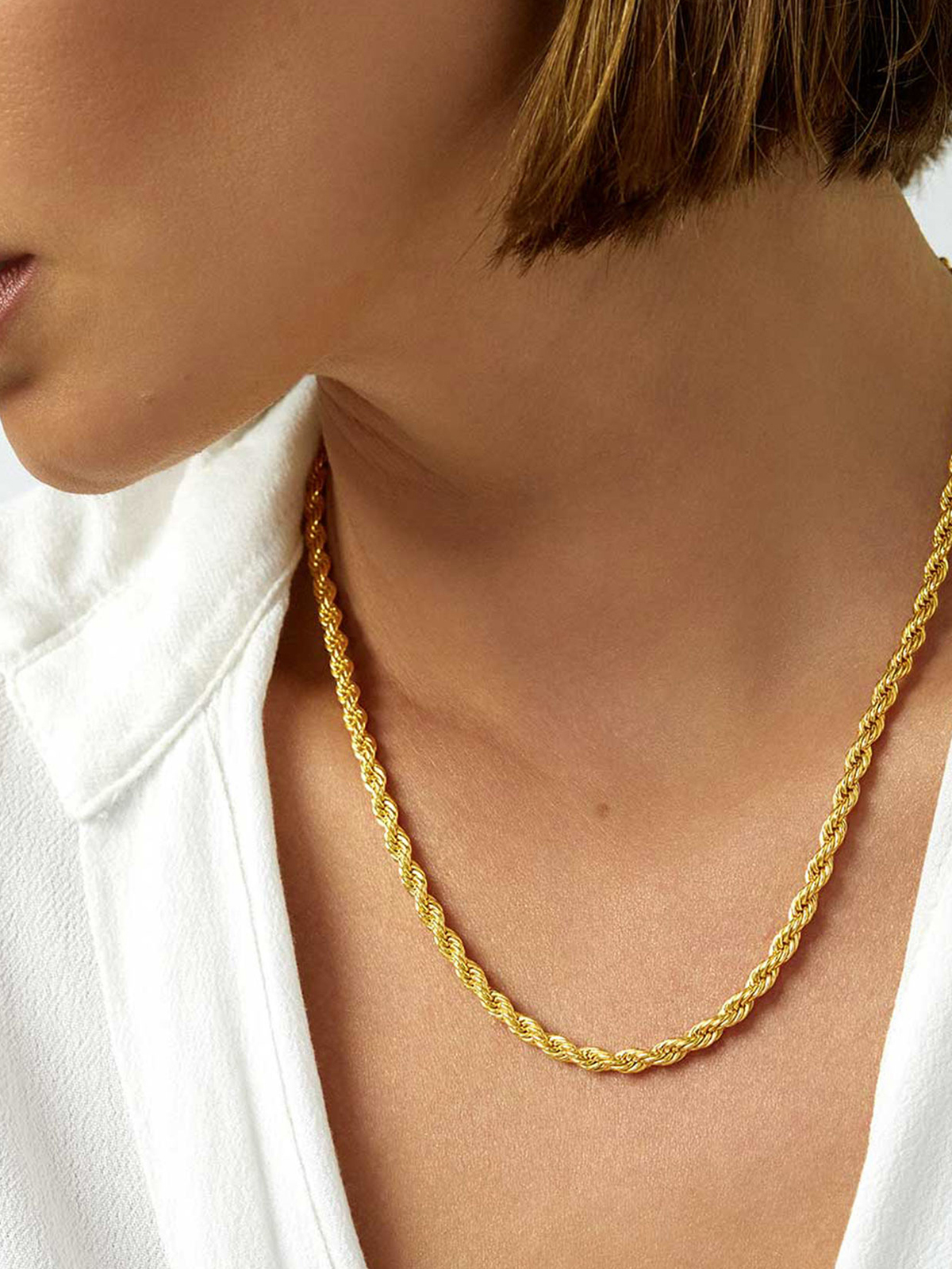 3mm Thick Twisted Rope Chain Necklace in 18K Gold Plated