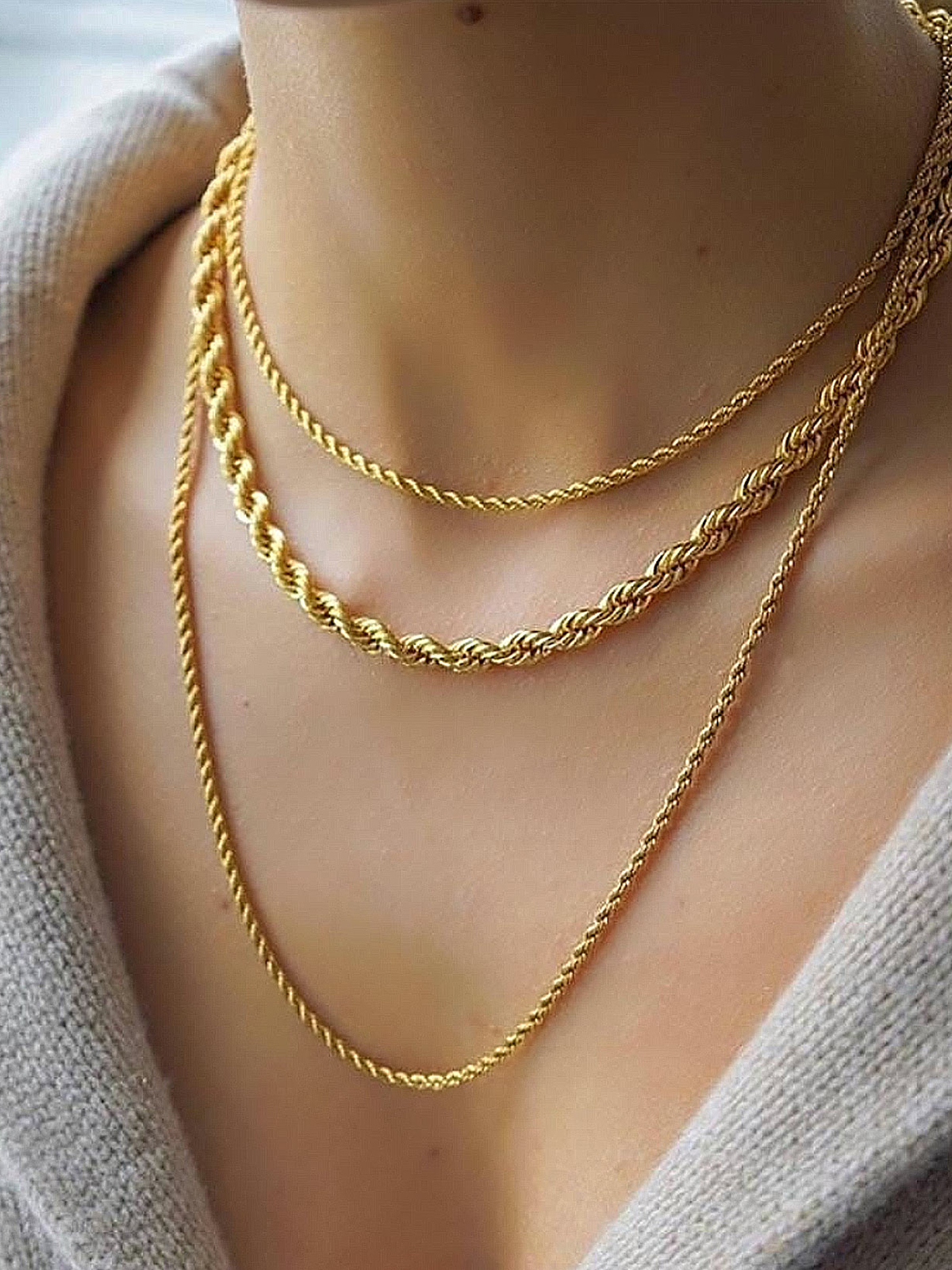 3mm Thick Twisted Rope Chain Necklace in 18K Gold Plated