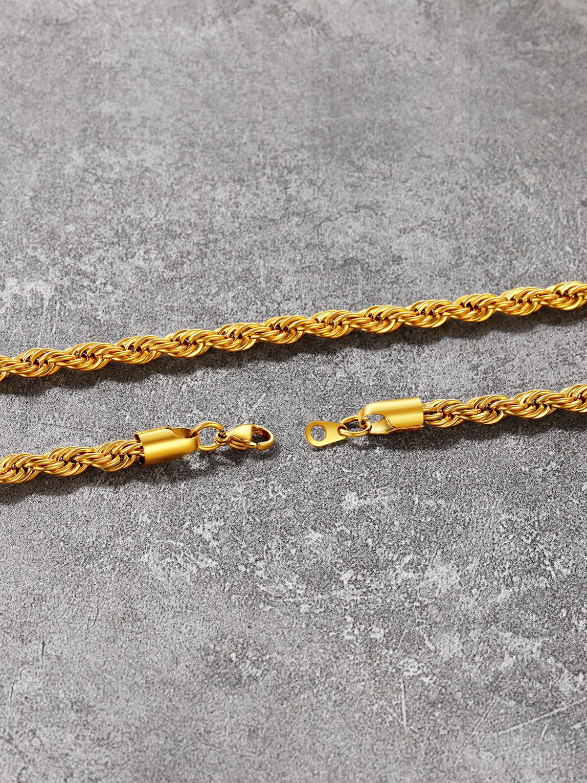 6mm Thick Twisted Rope Chain Necklace in 18K Gold Plated
