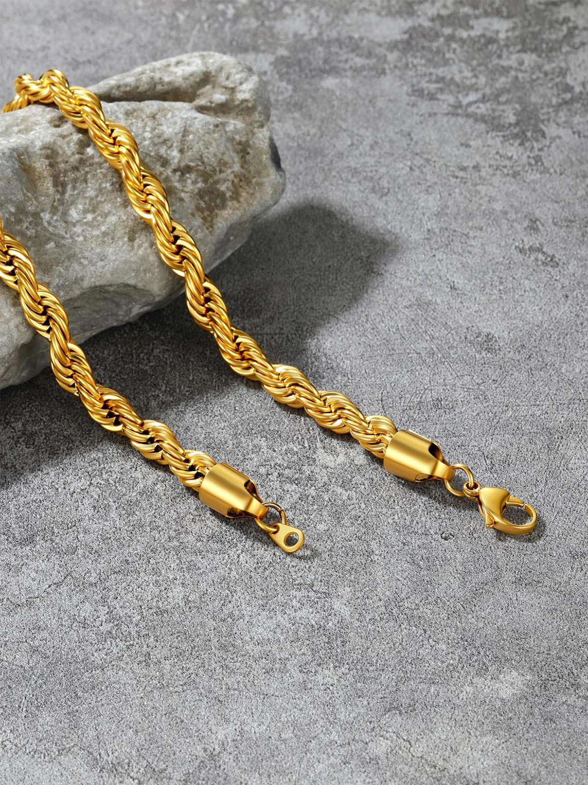 9mm Thick Twisted Rope Chain Necklace in 18K Gold Plated