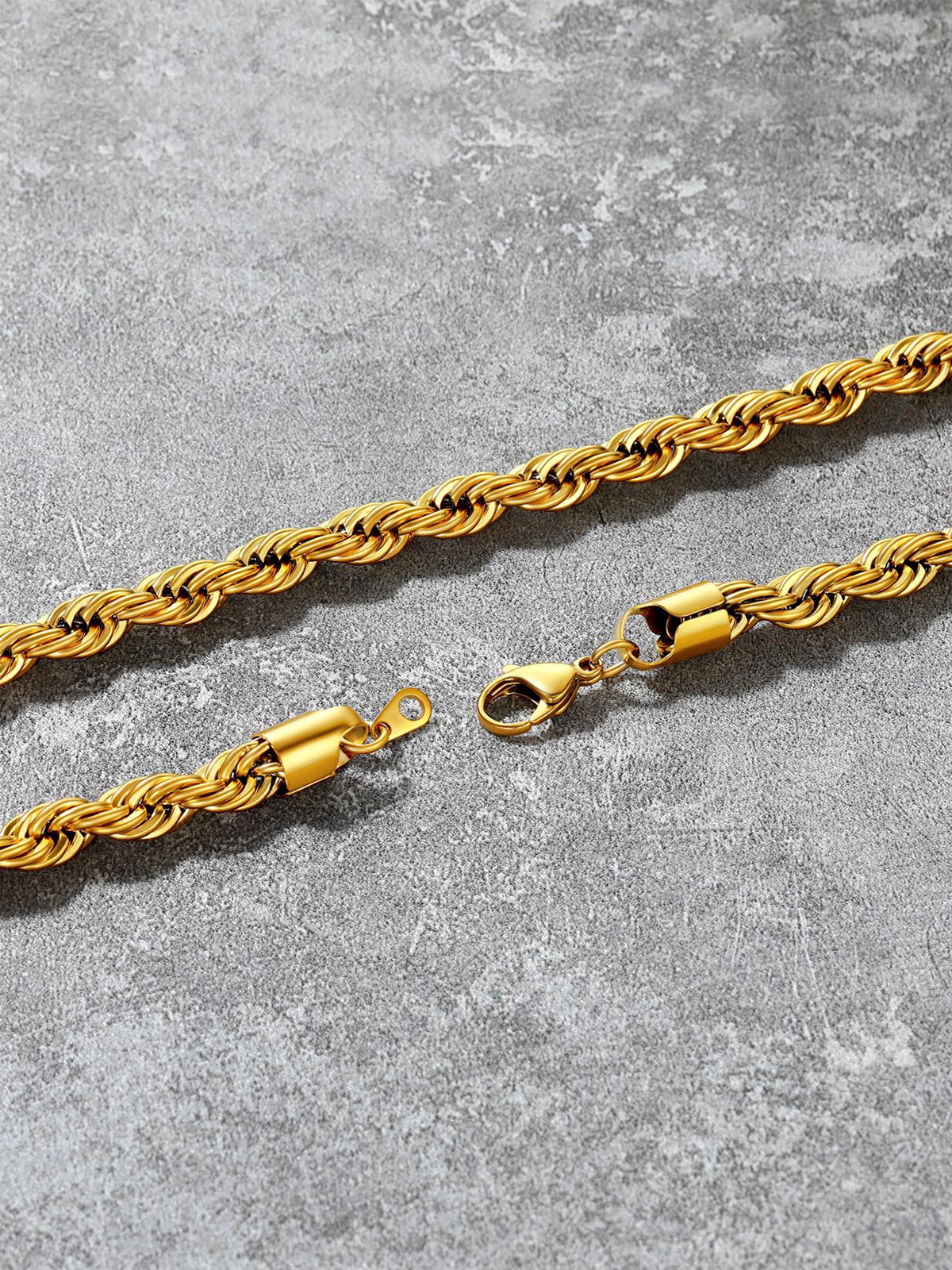 9mm Thick Twisted Rope Chain Necklace in 18K Gold Plated