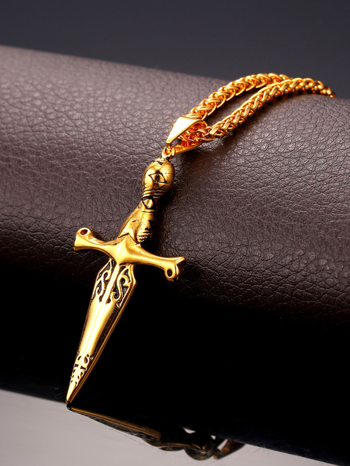 Sword Pendant Cross Necklace in 18K Gold