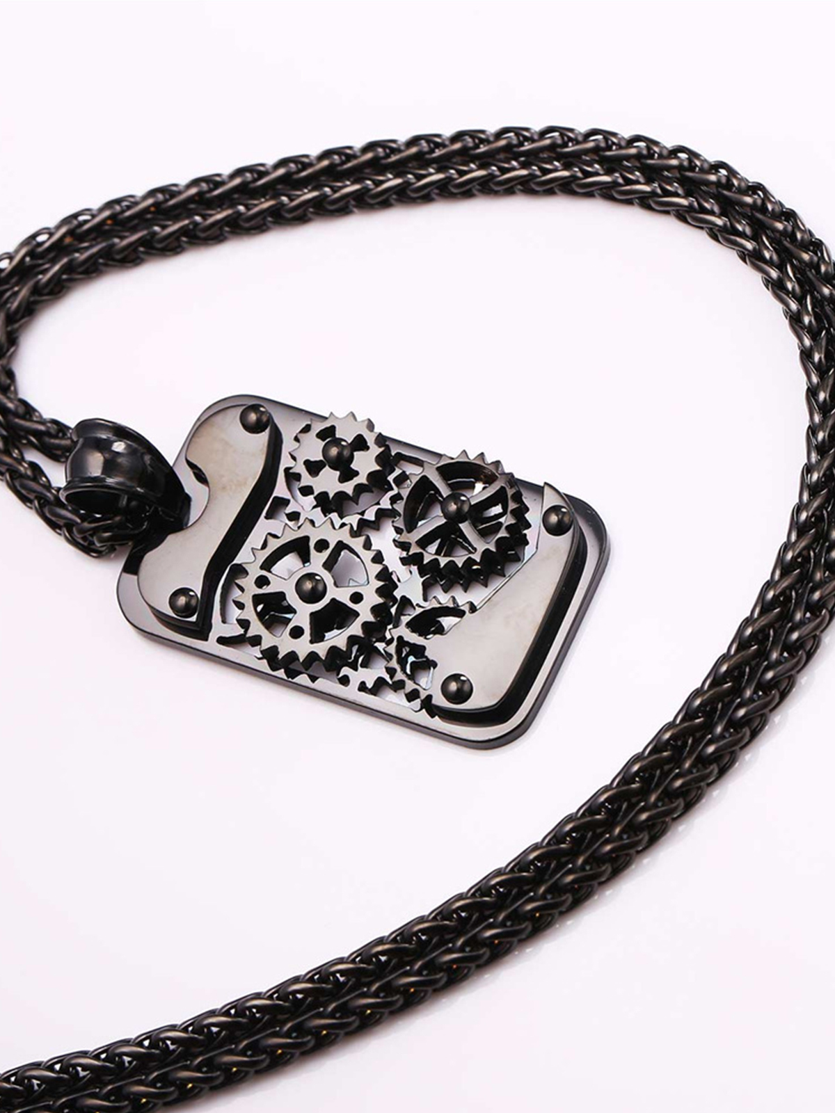 Rotatable Gear Pendant Steampunk Necklace in Black Plated