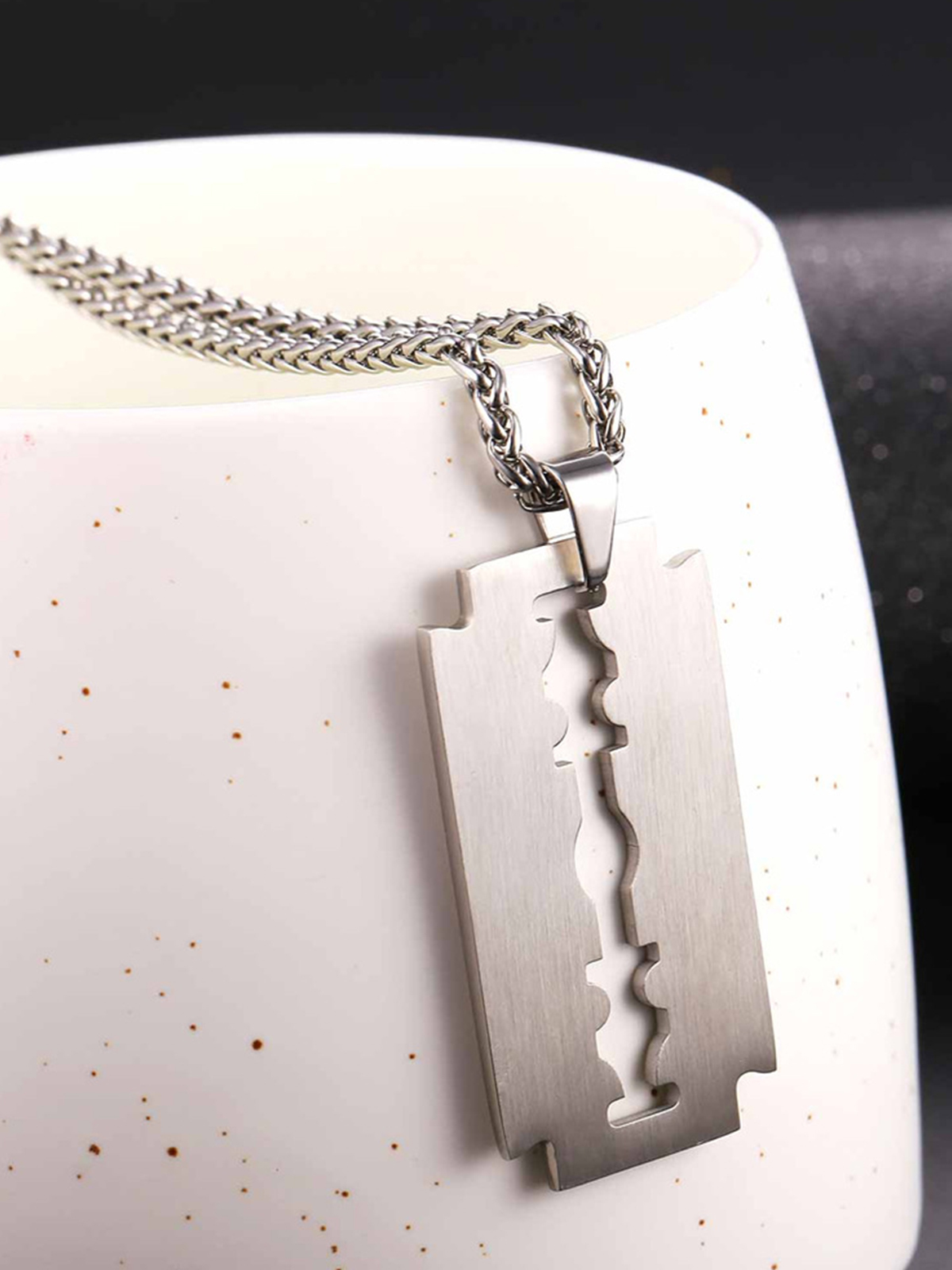 Razor Blade Pendant Punk Necklace in Stainless