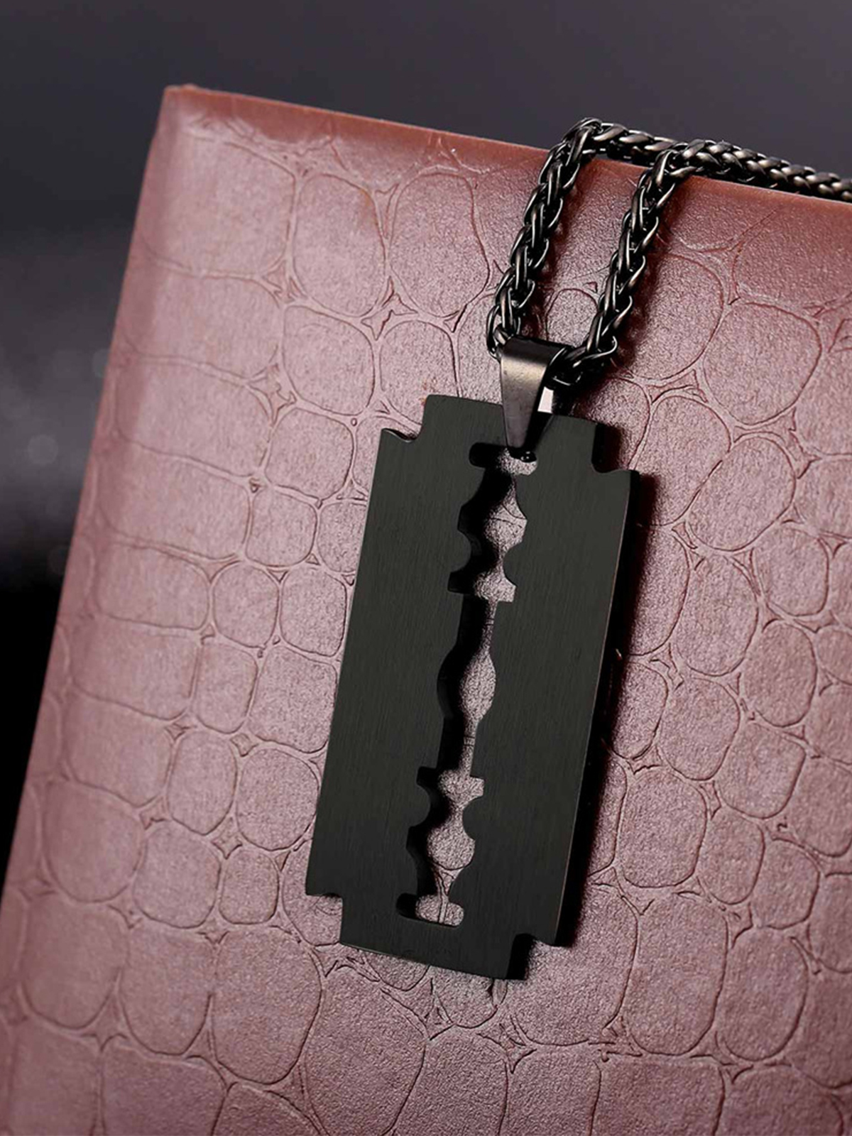 Razor Blade Pendant Punk Necklace in Black
