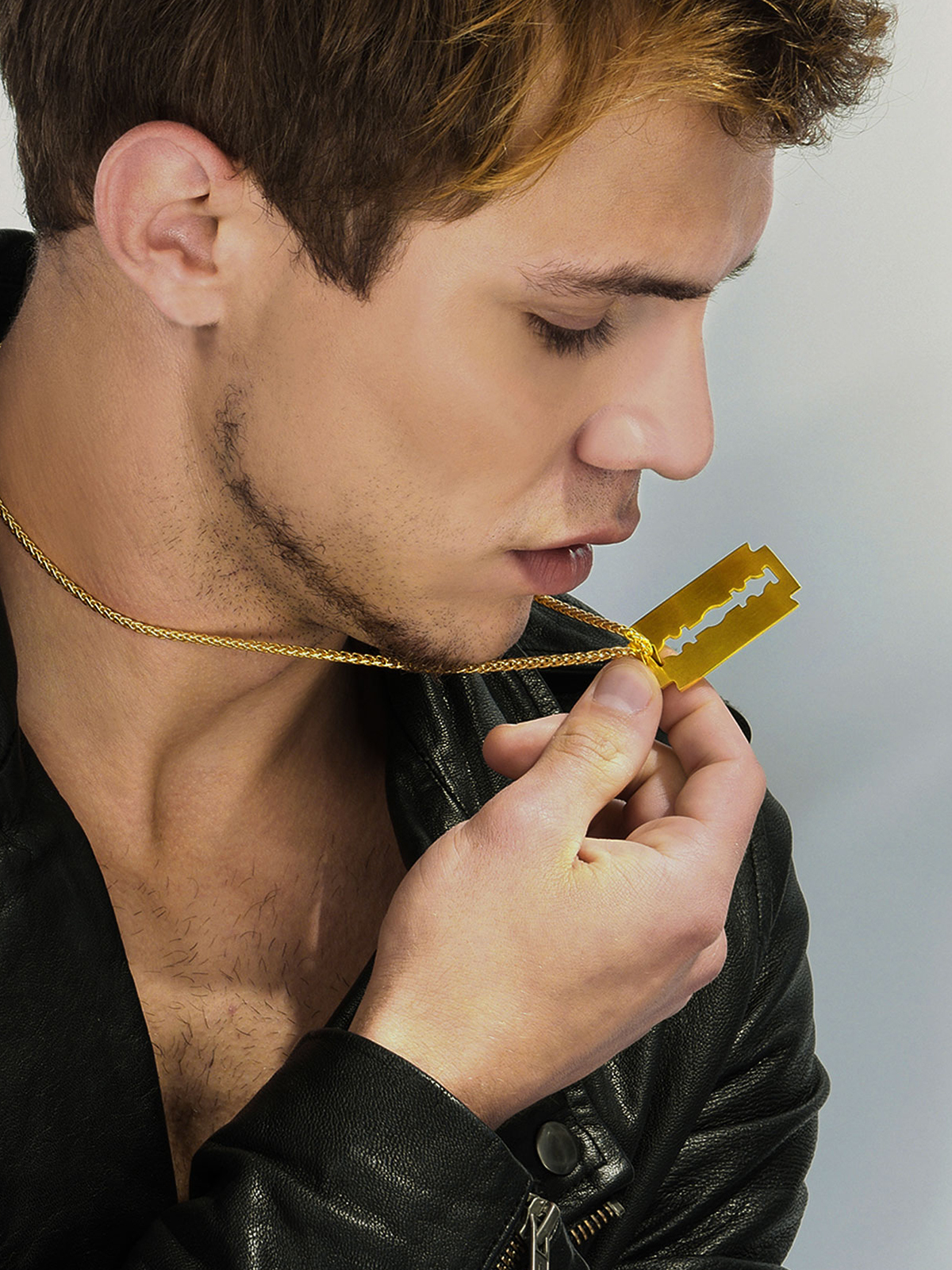 Razor Blade Pendant Punk Necklace in 18K Gold