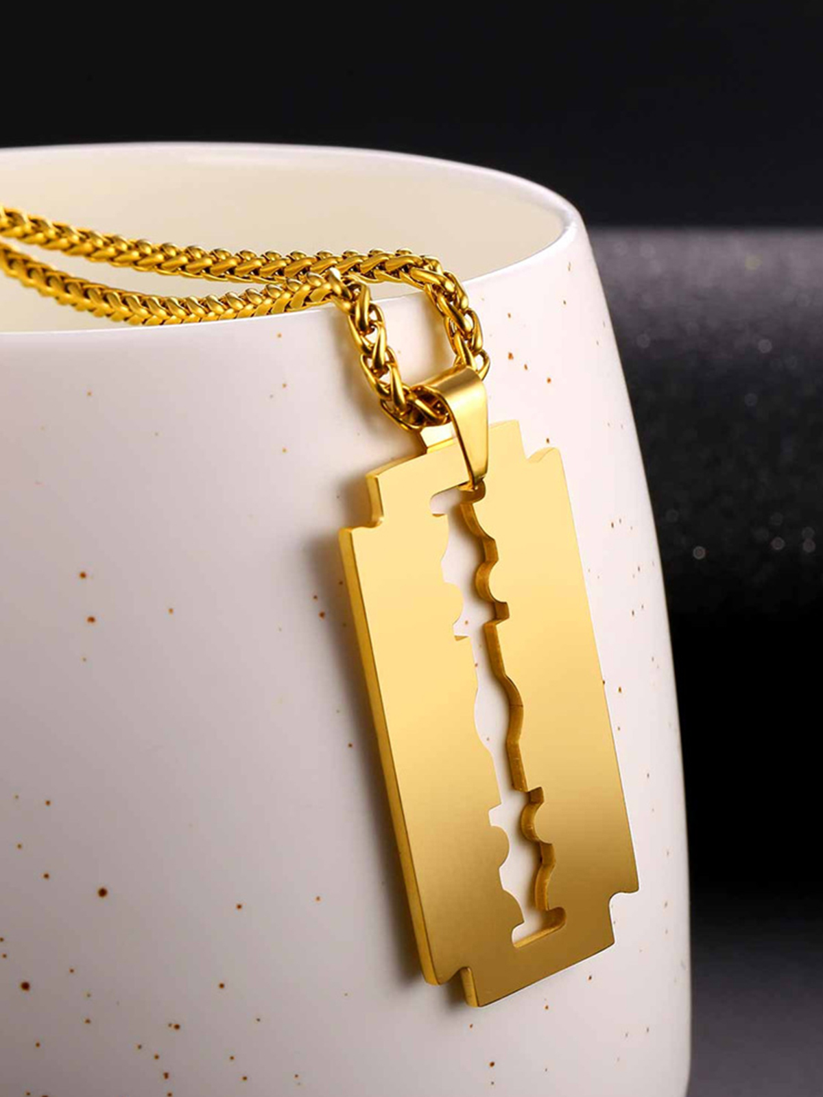 Razor Blade Pendant Punk Necklace in 18K Gold