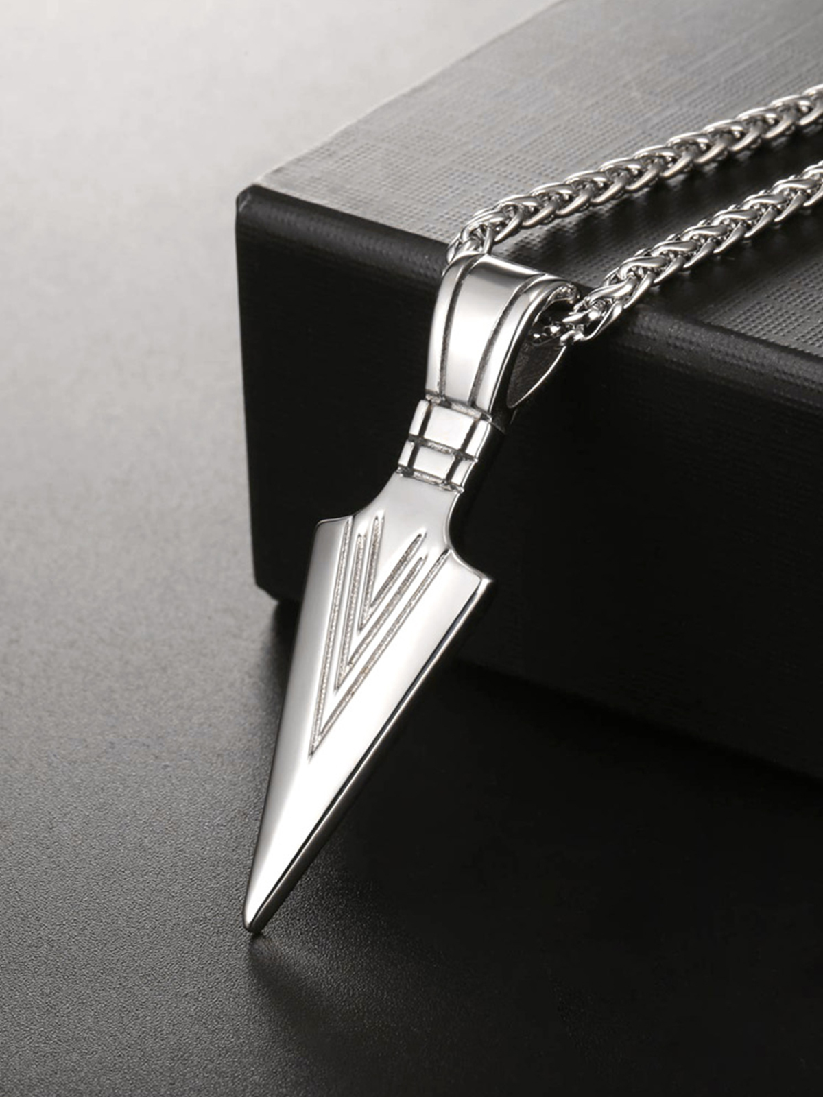 Arrowhead Necklace Spear Point Pendant in Stainless
