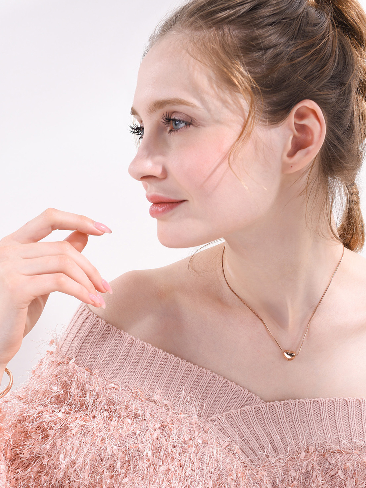 Tiny Heart Pendant Box Chain Necklace in Rose Gold Plated